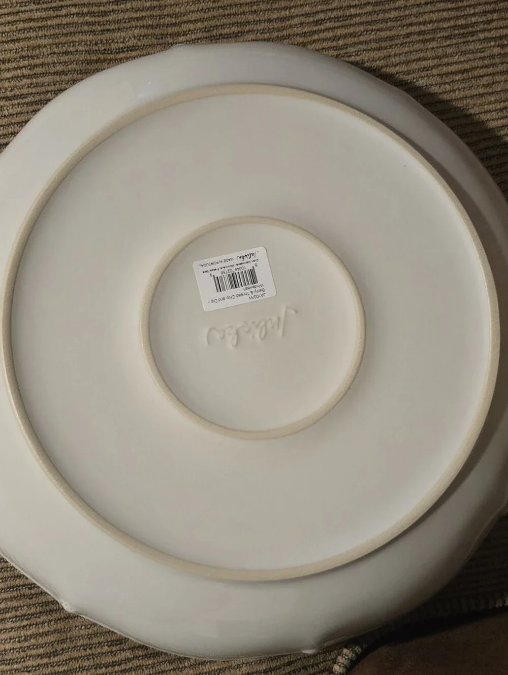White Scalloped Ceramic Serving Bowl